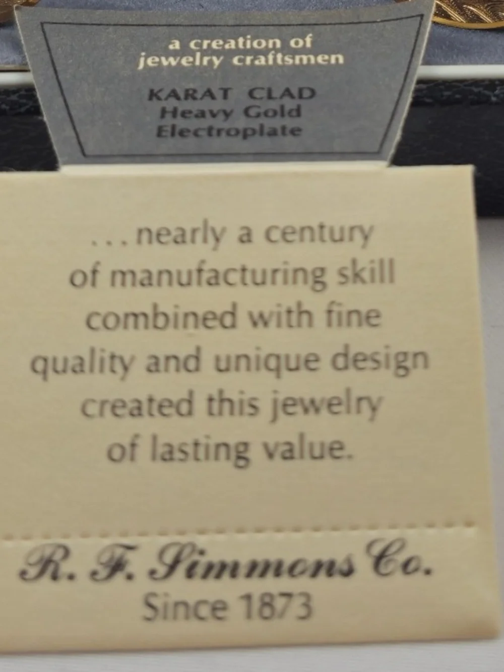 Vintage R.F. Simmons Karatclad Gold Electroplate Cufflinks & La Mode Tie Bar Set